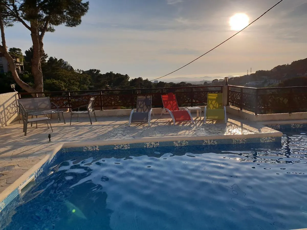 Апартаменты Studio D'Environ 20M2, Piscine, Vue Mer, Pour 2 Personnes Марсель Франция